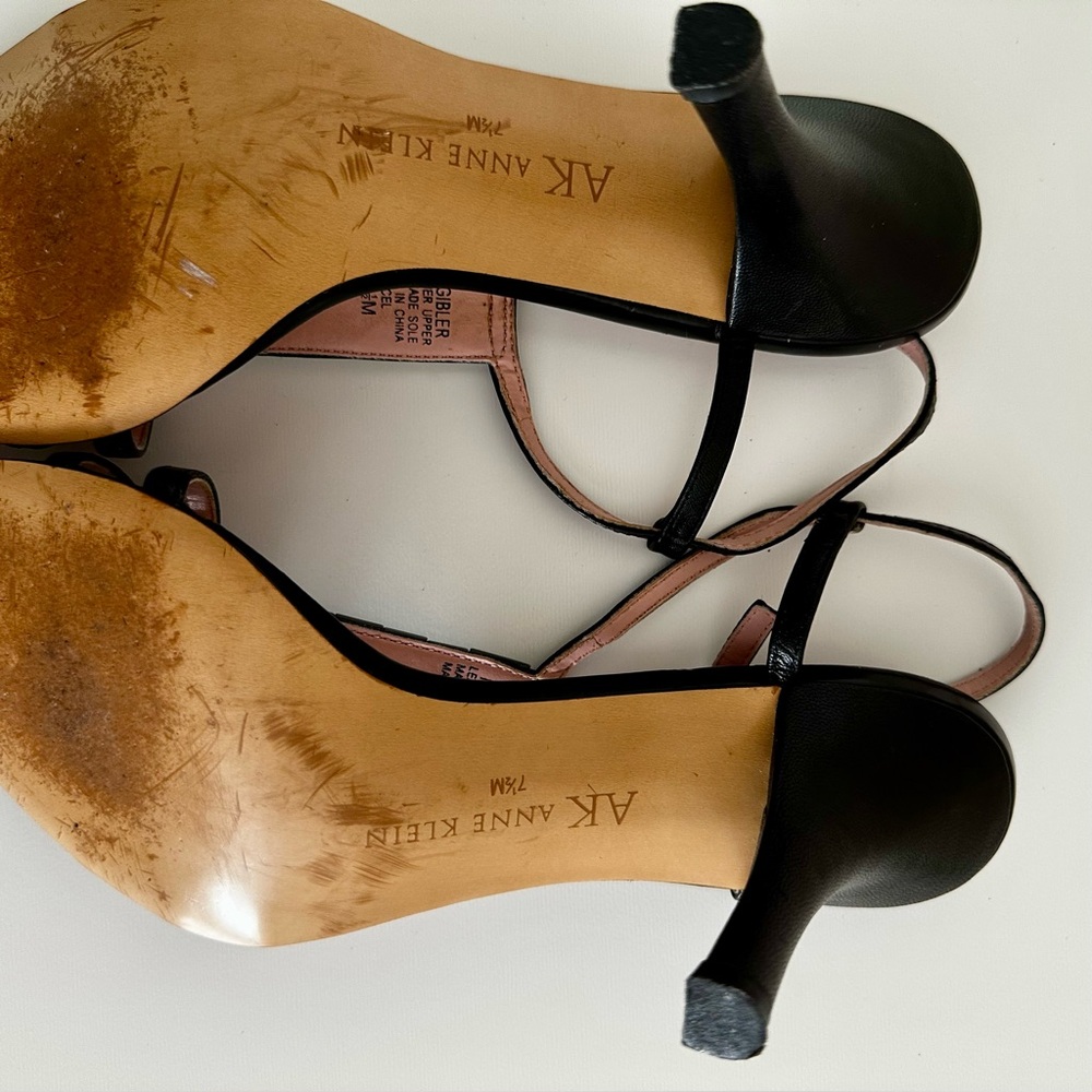 Anne Klein | Strappy Black Leather Dress Sandals Sz 7.5 - Picture 6 of 6